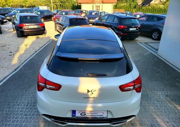 Citroen DS5 cena 44900 przebieg: 179000, rok produkcji 2013 z Uniejów małe 781